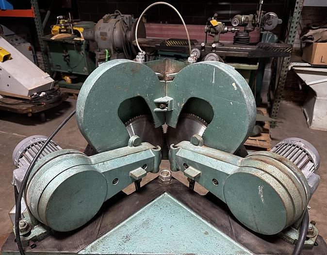Used Pitstorius MN-200 Double Miter Saw 12" (6551)