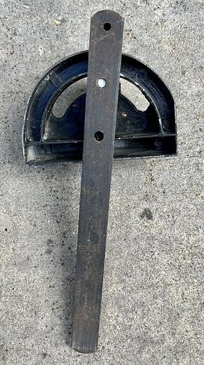 Used Unknown Miter Gauge w/ 3/4" x 3/8" x 9" Bar  (1104)