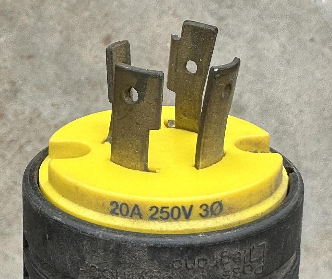 Used Delta 36-840 Power Feeder 8 Sp ~ 1hp ~ 3ph