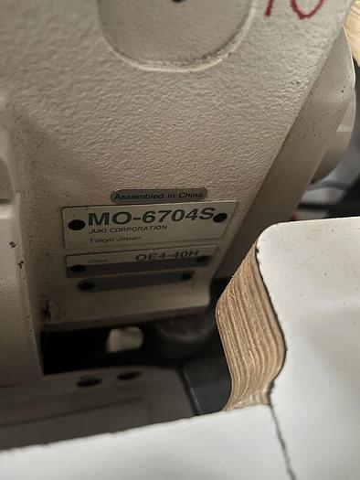 Used Juki Overlock Serger MO-6704S 1 Needle, 3 Thread w/ Table and Motor (6093)