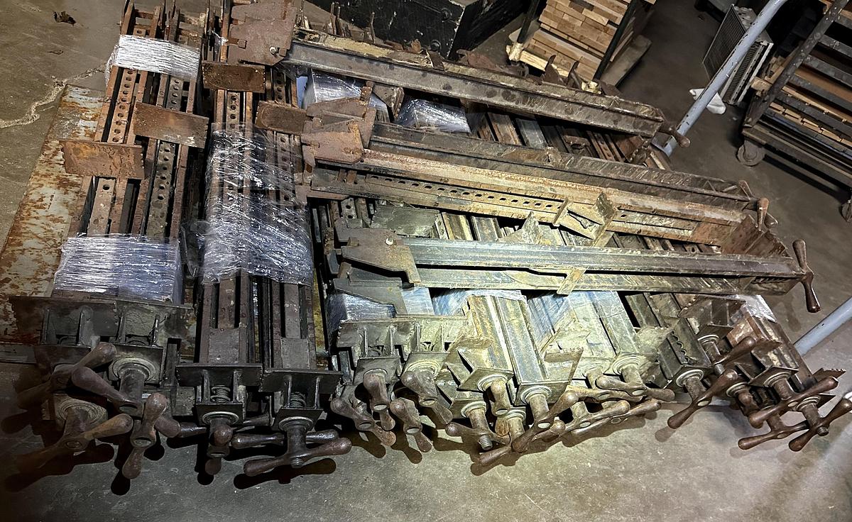 Used Lot of 32 JTL Taylor Glue Rack Clamp Carrier Replacement Clamps