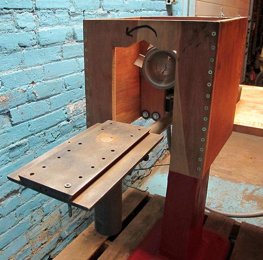 Used Bignell Chucking Machine w/ 4" Doming Head 3 Phase 3 HP 220/440V