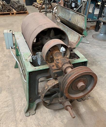 Used McKnight chair back sander (101626)