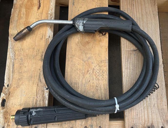 Used Millar CP-250TS Mig Welder 3ph w/ Millermatic S-52E Feeder (5361)