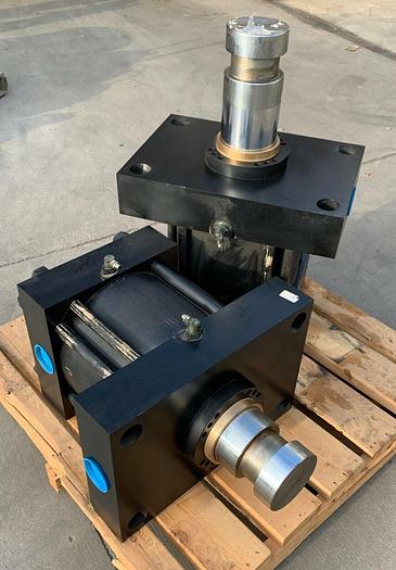 Yates Large Hydraulic Cylinders T1702 4 Stroke (101611)