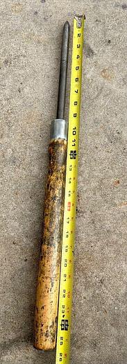 Used Metal Pointed Spinning Tool ~ 26" Length 5/8" Shaft~ (5785)