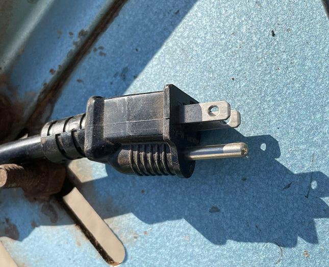 Used Lockformer Pittsburg Machine w/ Curve Attachment 1ph 20 Gauge (101791)