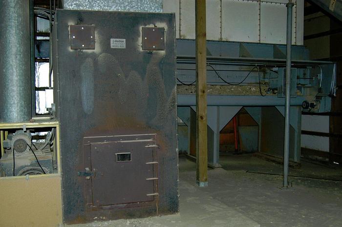 Used Hatlapa Wooden Waste Disposal System Vertical Tub Grinder Auger