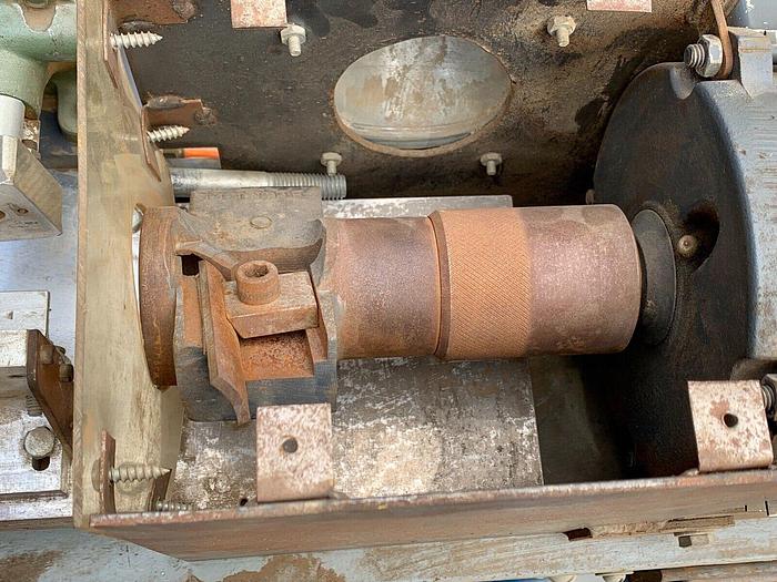 Used Bignell Double Ended Chucker 1 1/2hp 3ph (101448)