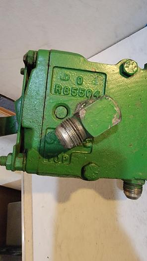 Parts Only John Deere AR69880- HYDRAULIC CONTROL VALVE R65504 TRACTOR(108)
