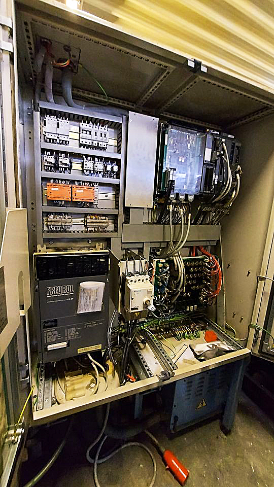 Used MAZAK VTC 20 B - 1999