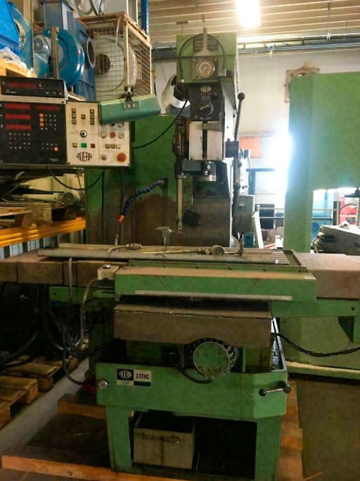 Used Aciera  23 TNC 125 -  Milling Machine Vertical - 1985