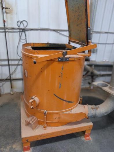 Used OsmeKa HZ2100 Tub Grinder
