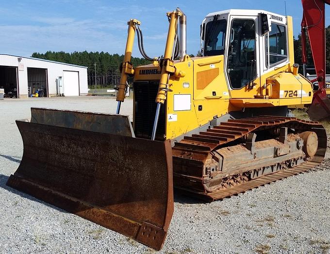 Used 2011 LIEBHERR PR724 LGP