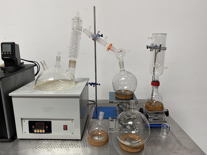 Used Summit Research Short Path Distillation System w/ Vacuum Pumps,Glassware, & More
