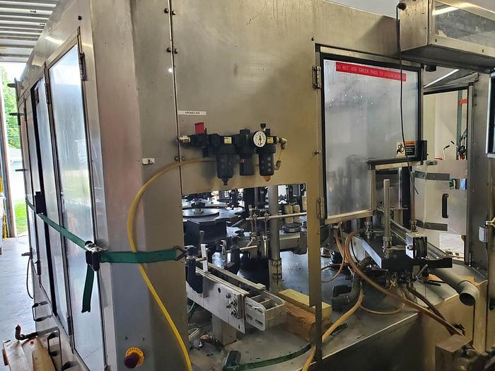 Used 1993 KRONES STARMATIC 16 Station Rotart Labler