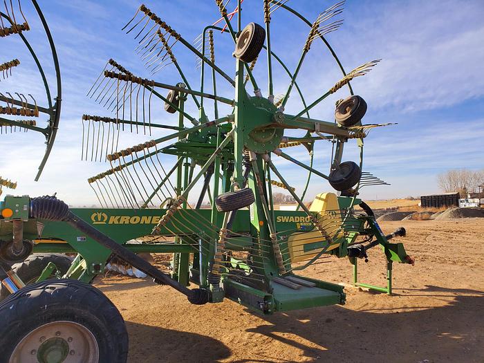 Used 45' Krone TC1370 Rotary Rake ** Like New **