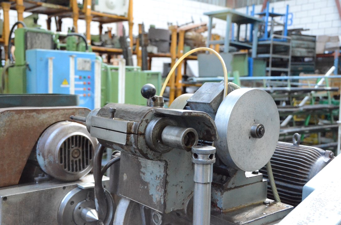 Usado 1969 DANOBAT RE-800-A Rectificadoras Cilindricas #4345