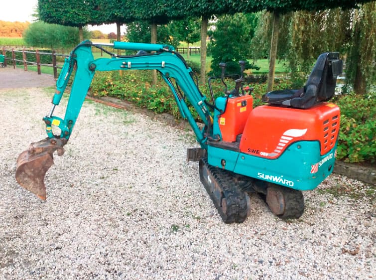 Used Sunward SWE 08B - Mini Excavator