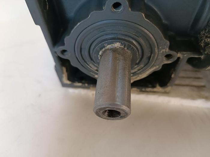 Gebraucht Getriebemotor, 18 rpm, 38Nm, W20DT71K4, SEW Eurodrive, gebraucht - überholt