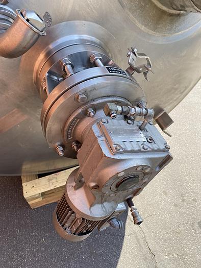 Used Paul Mueller 1000 Gallon Stainless Steel Jacketed Reactor w/ 5 HP Motor
