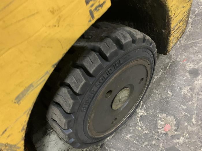 Used CATERPILLAR 6000 POUND MODEL C-6000 SOLID TIRE PNEUMATIC (FRONT) TIRES WITH SIDE SHIFT