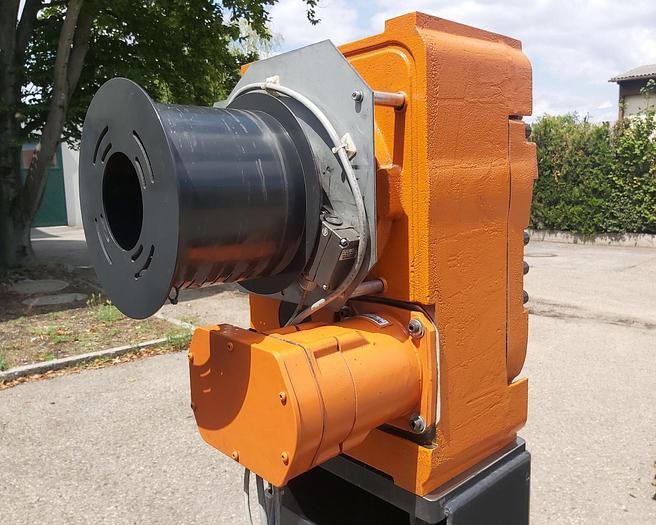 Gebraucht Schwenkantrieb, Servomotor mit Getriebe, MTC 2000, ABB gebraucht-Top