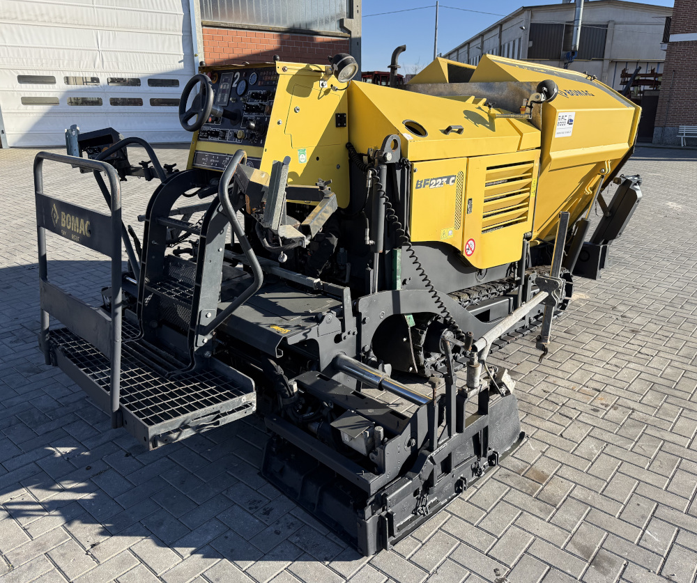 Usato 2014   Bomag BF 223C