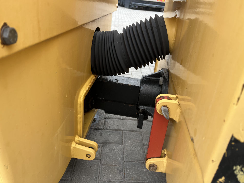 Usato 2000 Bitelli DTV 325