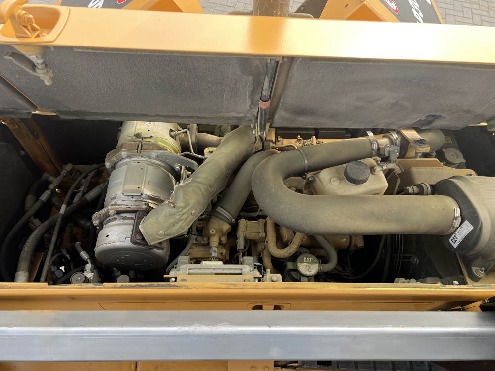 Usato 2018 Caterpillar AP 300F