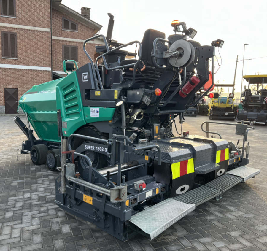 Usato 2014 Vogele S 1303-3i