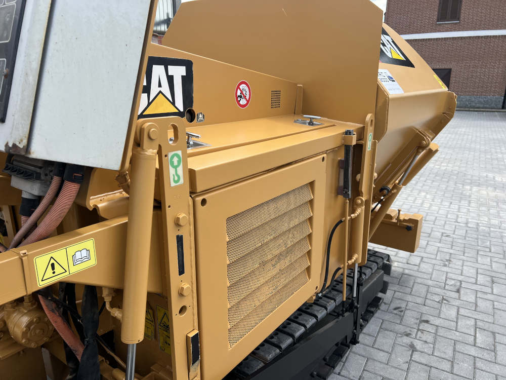 Usato 2017 Caterpillar AP 255E