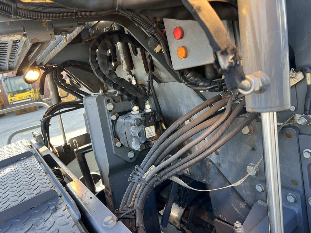 Usato 2018 Vogele S 1303-3i