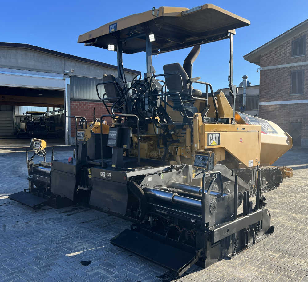 Usato 2011 Caterpillar AP 655D