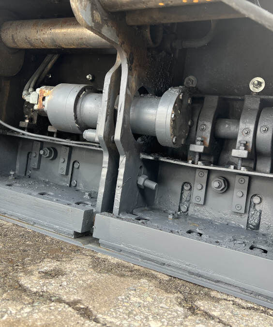 Used 2011 Vogele Super 800 -288-