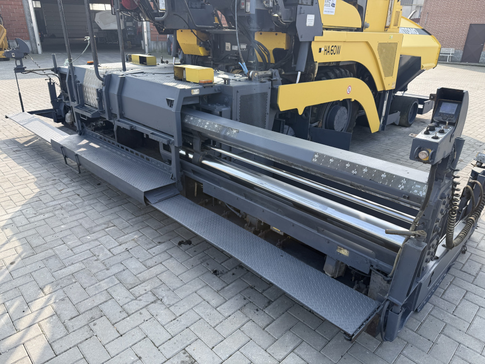 Usato 2015 Sumitomo HA 60W-8