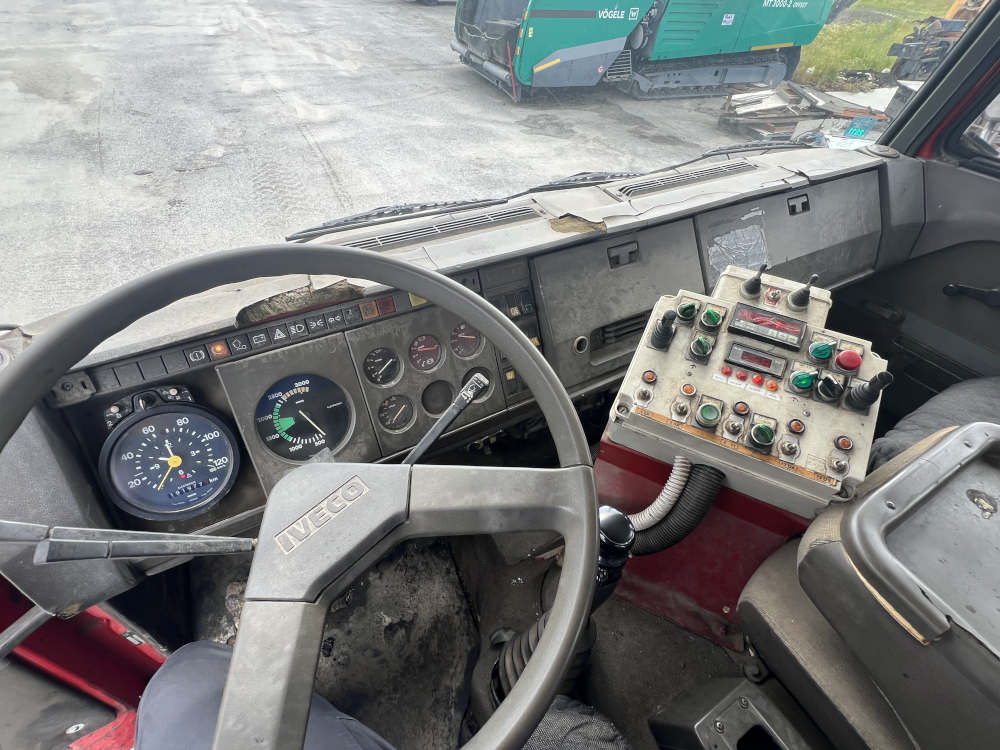 Usato 2004 Massenza B 8 B23 HY-EX