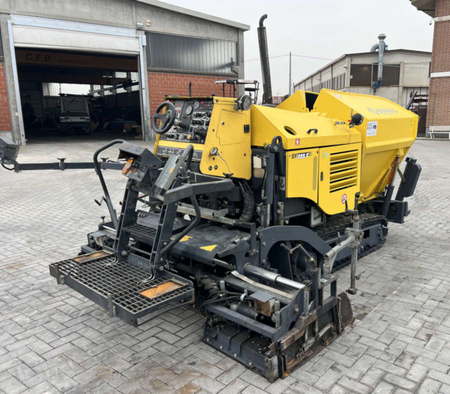 Usato 2012 Bomag BF 223C