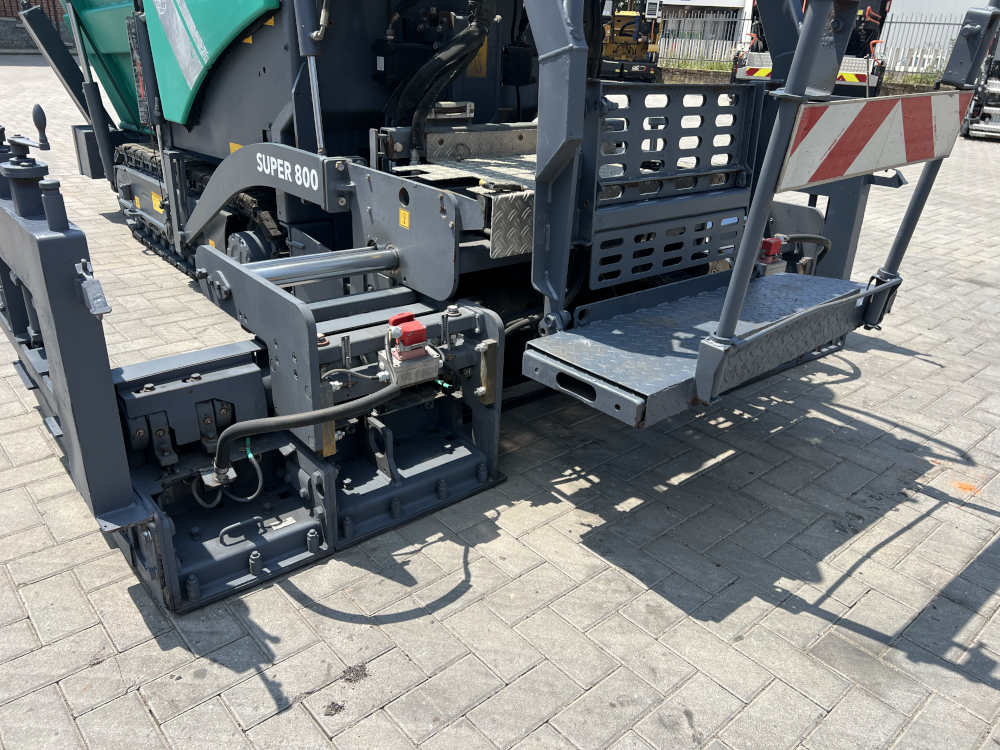 Usato 2013 Vogele Super 800