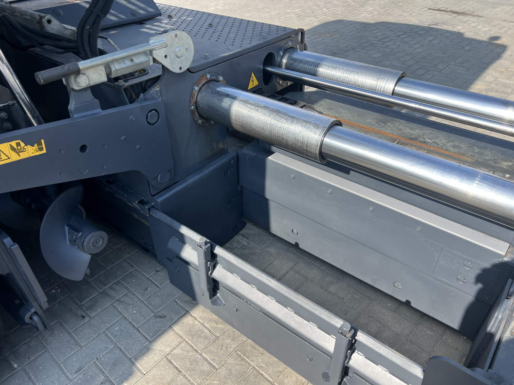 Usato 2014 Bomag BF 600C-2