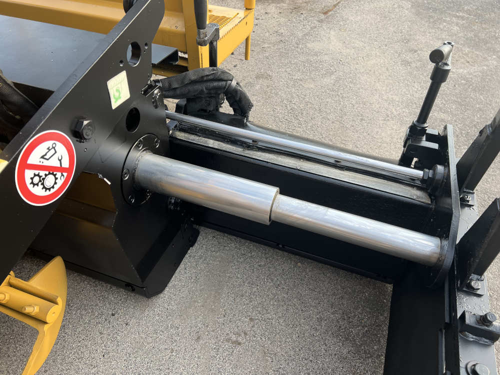 Usato 2017 Caterpillar AP 255E