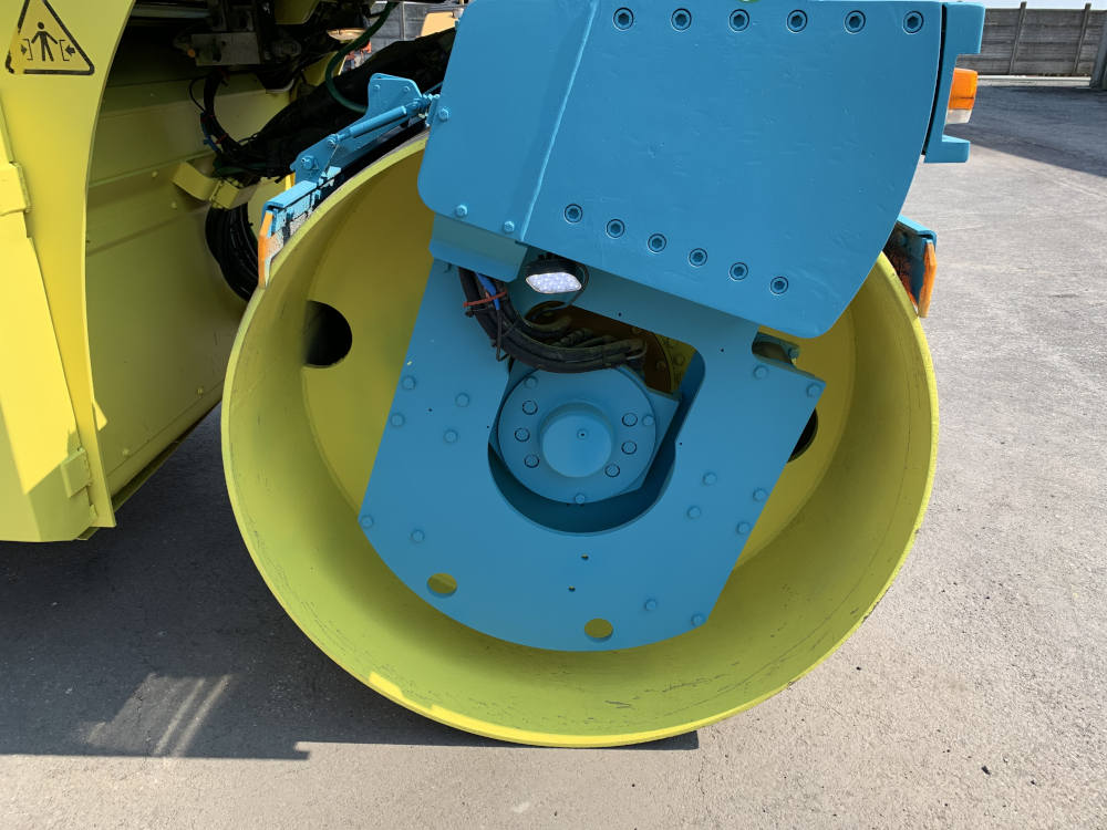 Usato 2010 Ammann AV 95-2