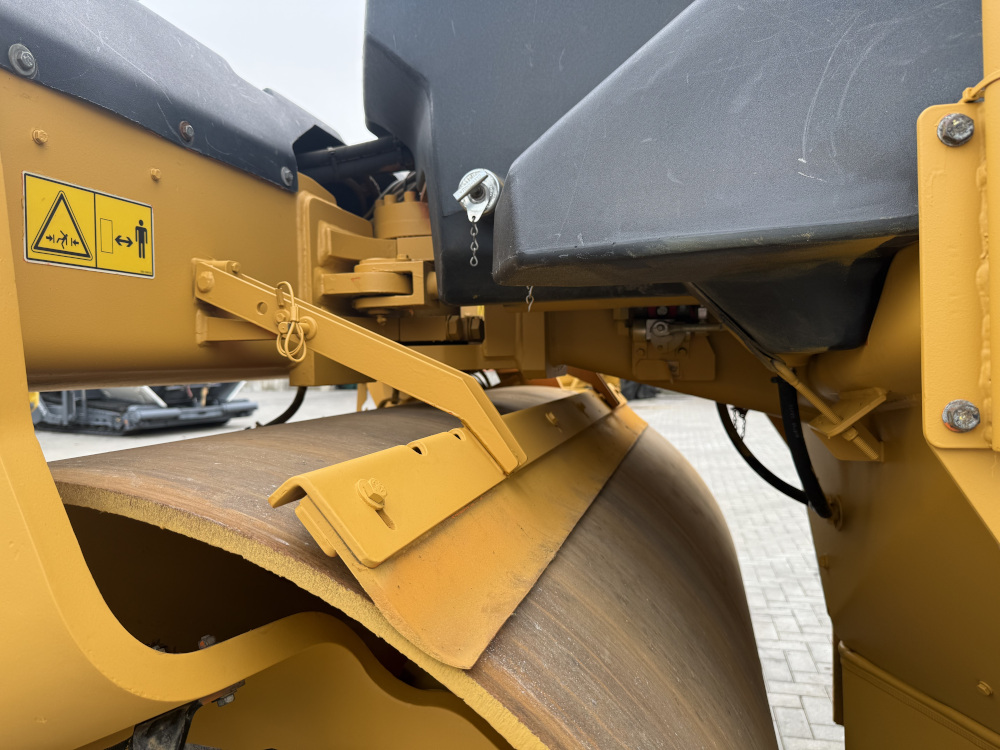 Usato 2014 Caterpillar CD 54B