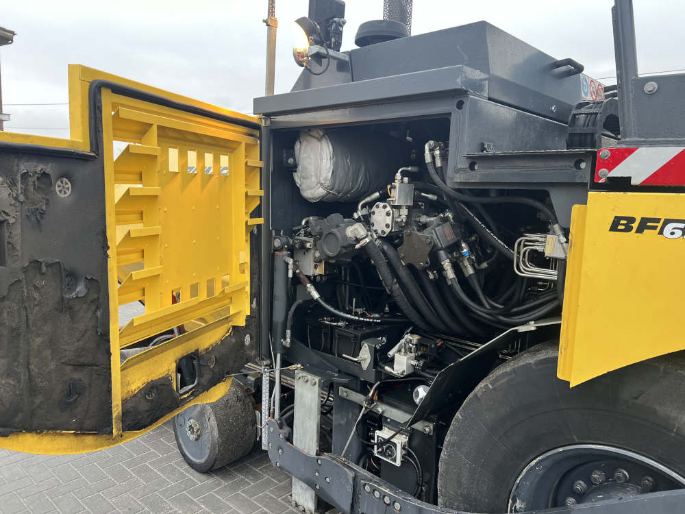 Usato 2009 Bomag BF 691P