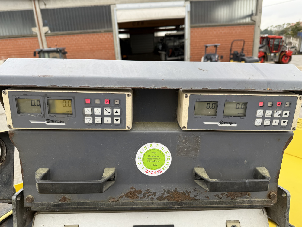 Usato 2003 Wirtgen W 1000F