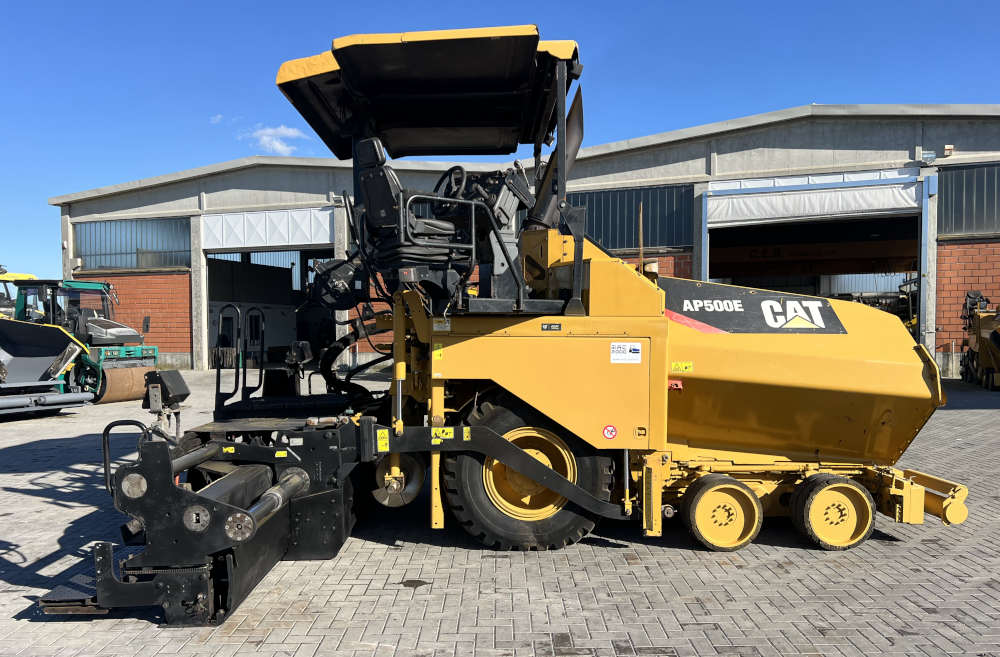 Usato 2014 Caterpillar AP 500E