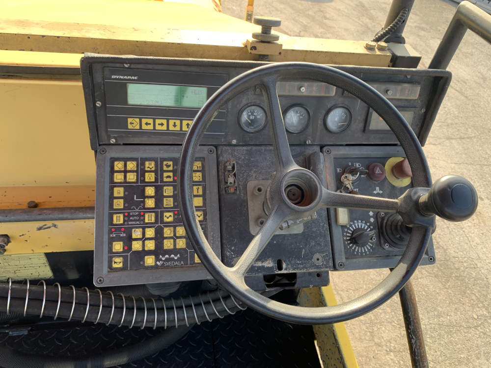 Usato 2003 Dynapac F 121 6W -278-