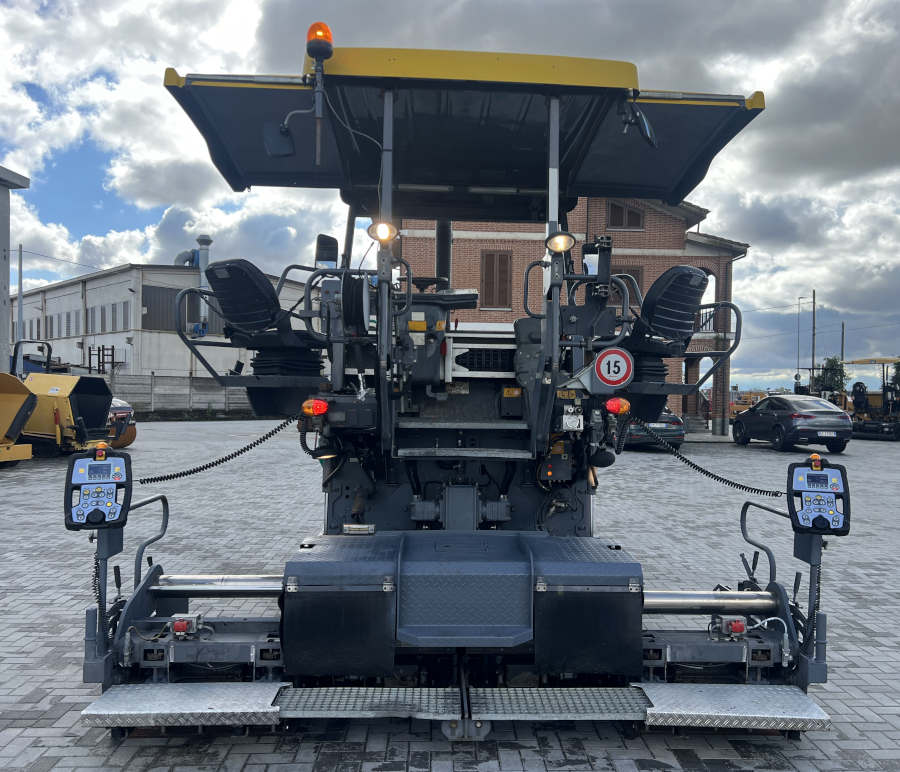 Usato 2016 Vogele S 1303-3i