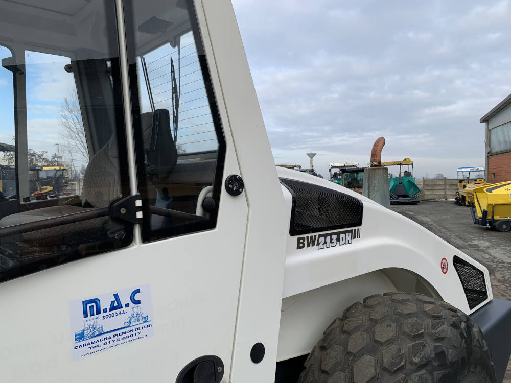 Usato 2004 Bomag BW 213 DH-4 (Deep Impact)