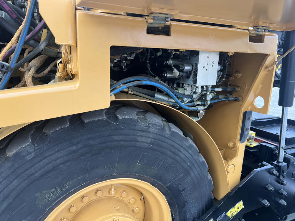 Usato 2018 Caterpillar AP 300F